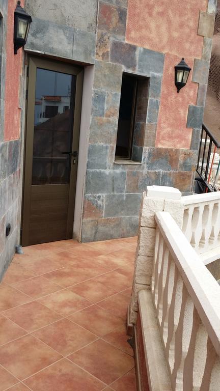 Vivienda Vacacional La Roca La Restinga Ngoại thất bức ảnh